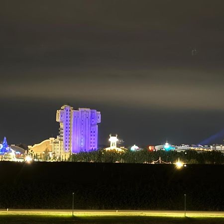 Suite Riviera - Vue Disneyland Шессі Екстер'єр фото